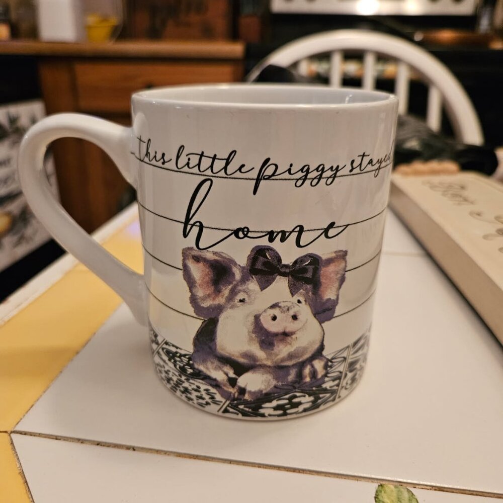 The little piggie coffee mug